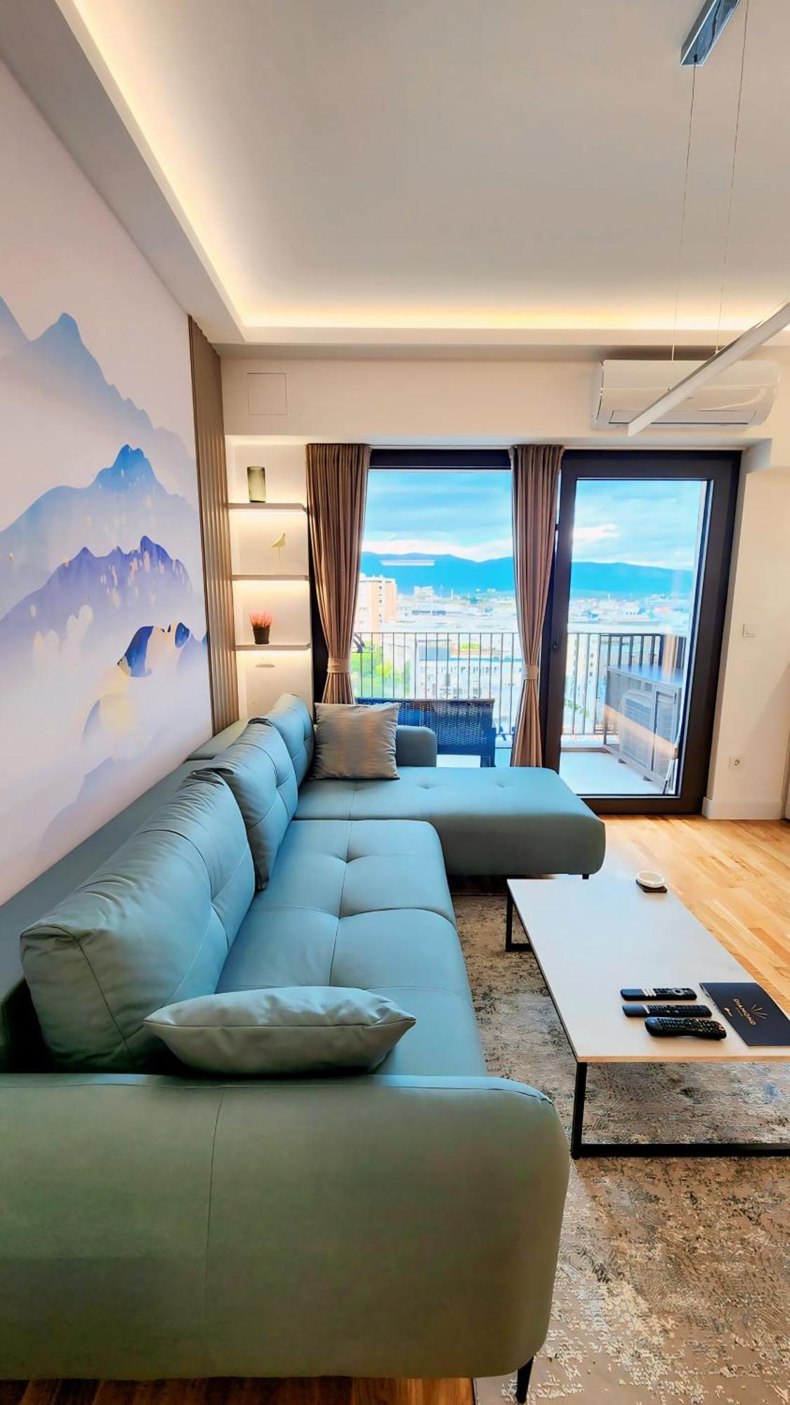 Diamond Residences 10Th Fl. Lux Apt. W/ City View Skopje Eksteriør bilde