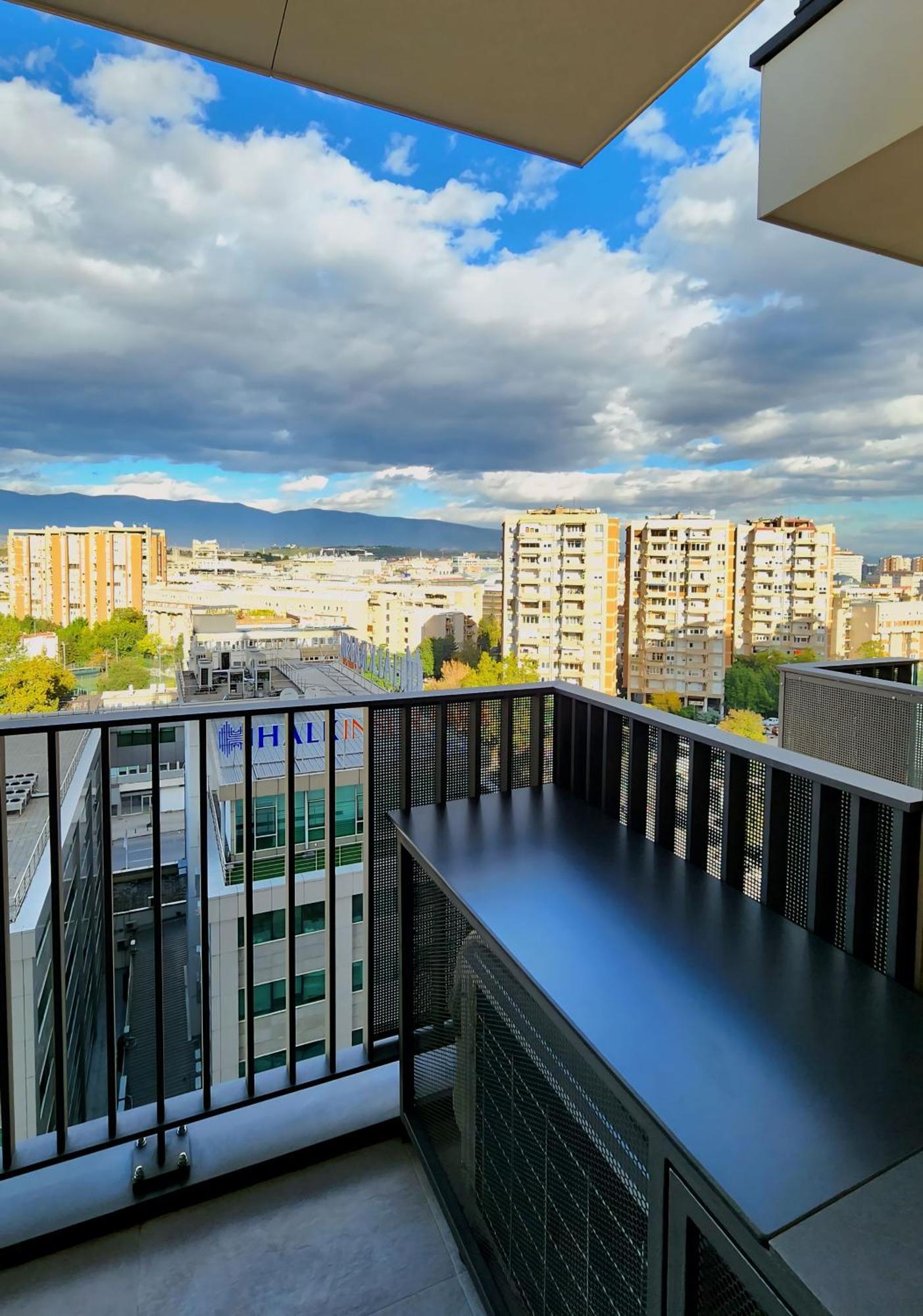 Diamond Residences 10Th Fl. Lux Apt. W/ City View Skopje Eksteriør bilde