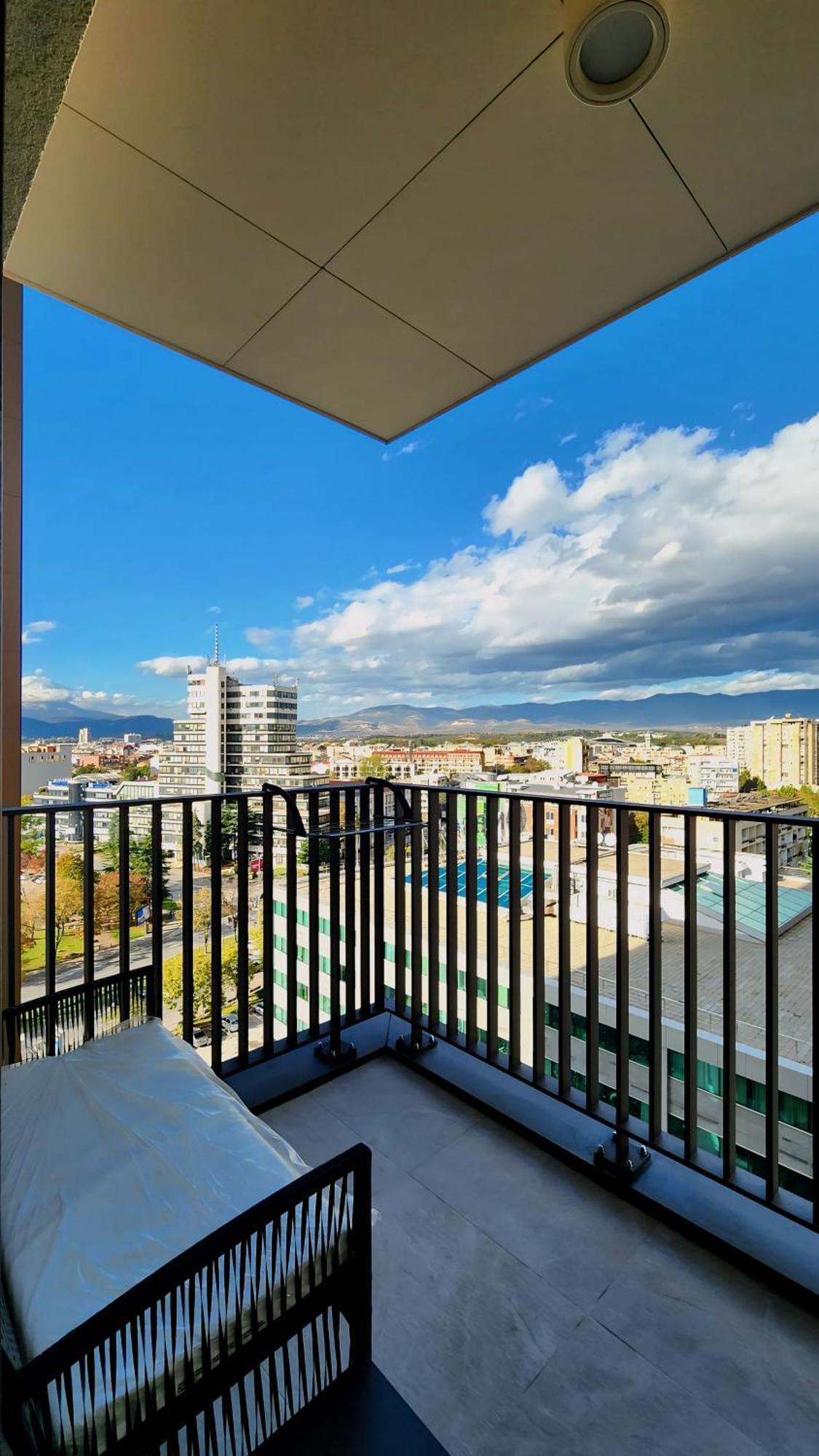 Diamond Residences 10Th Fl. Lux Apt. W/ City View Skopje Eksteriør bilde
